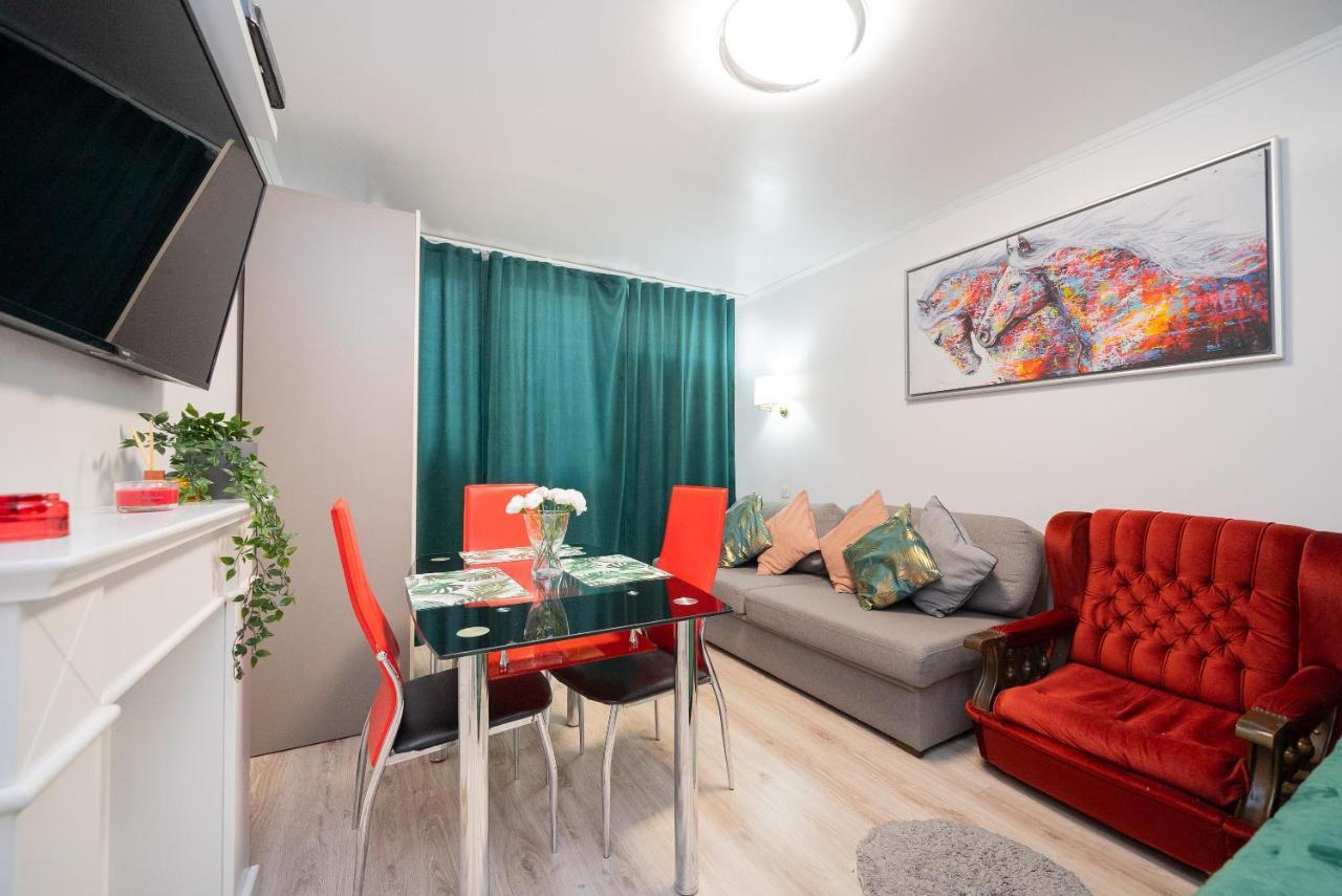 Unitapartaments Short Rent Apartment In Warsaw By Metro Station Rondo Onz Apart With 3Bedrooms 23 Luaran gambar