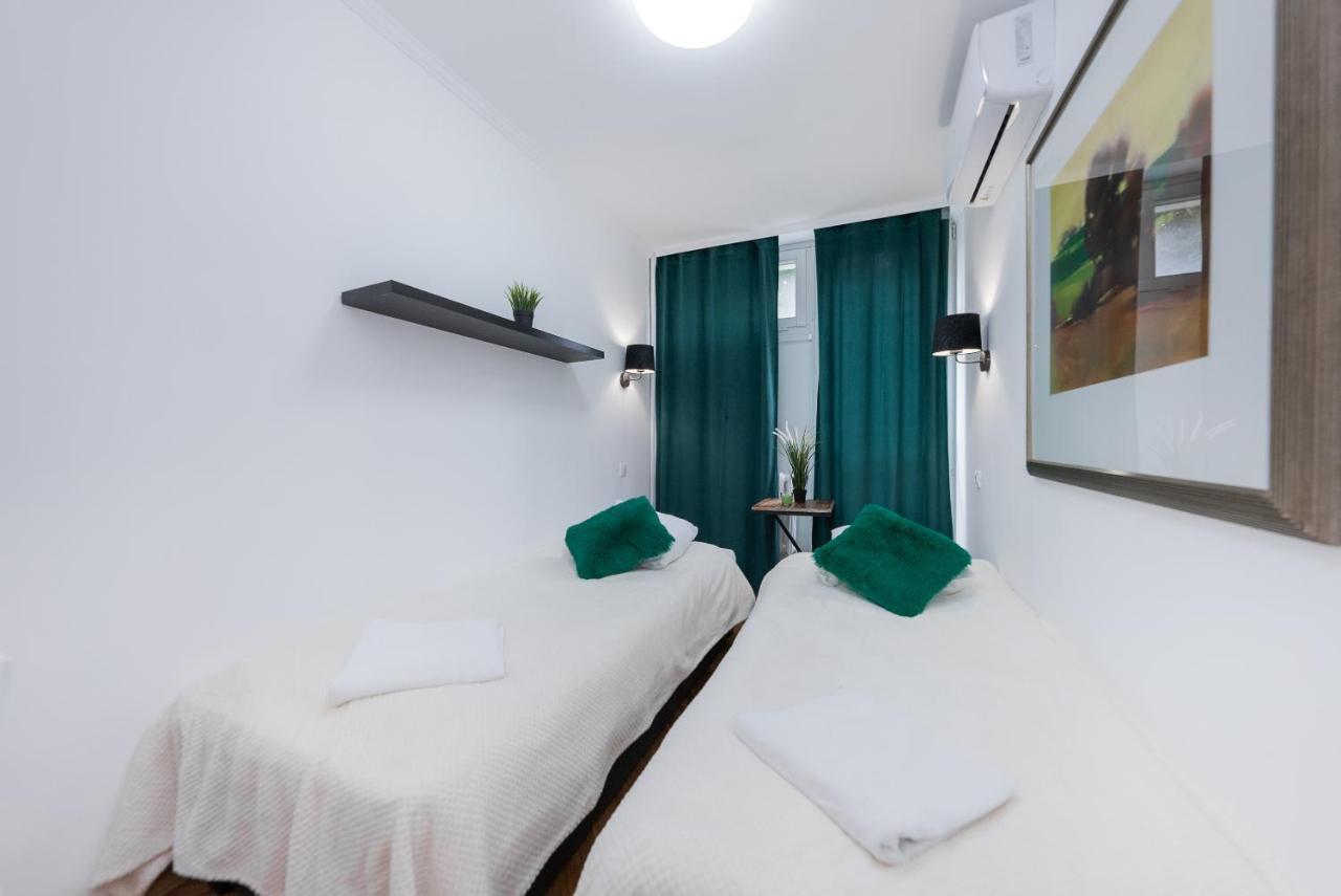 Unitapartaments Short Rent Apartment In Warsaw By Metro Station Rondo Onz Apart With 3Bedrooms 23 Luaran gambar