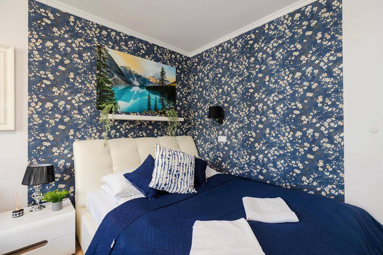 Unitapartaments Short Rent Apartment In Warsaw By Metro Station Rondo Onz Apart With 3Bedrooms 23 Luaran gambar